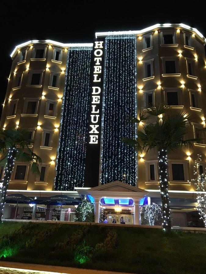 Hotel Deluxe Тирана Екстер'єр фото